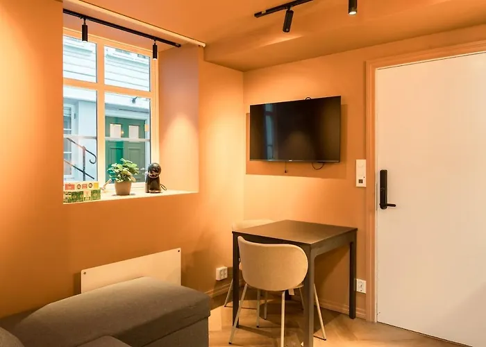 Private In Historic Street Bergen