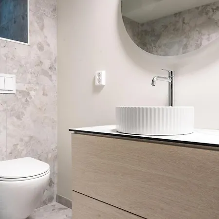 Private In Historic Street Bergen